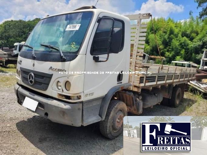 MERCEDES BENZ ACCELO 815 14/14