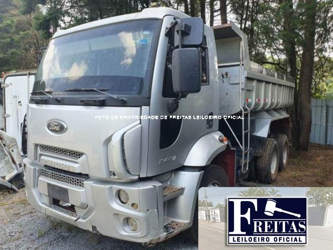 FORD CARGO 2423 12/13