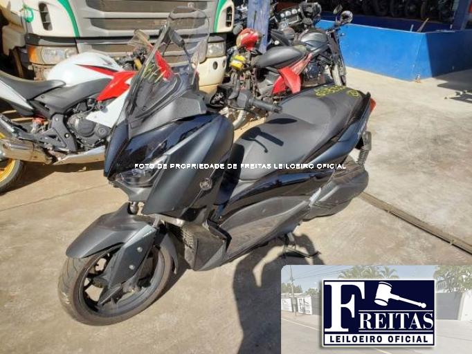 YAMAHA XMAX 250 22/22