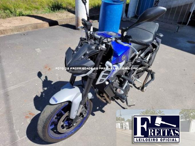 YAMAHA MT-09 22/22