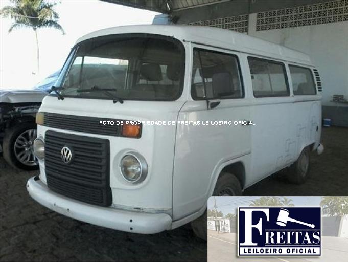 VOLKSWAGEN KOMBI 12/13