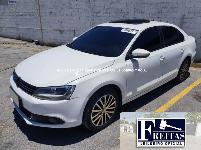 VOLKSWAGEN JETTA 12/13 