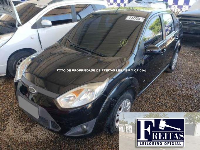 FORD FIESTA SEDAN 13/14