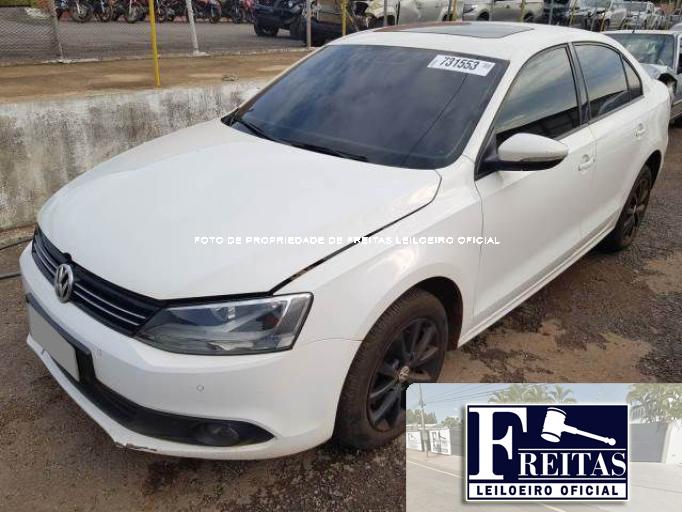 VOLKSWAGEN JETTA 13/13