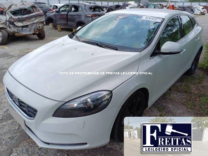 VOLVO V40 13/14
