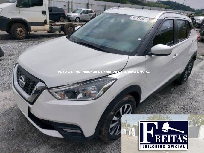 NISSAN KICKS 18/18