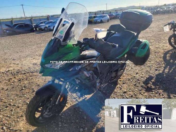 KAWASAKI VERSYS 21/21